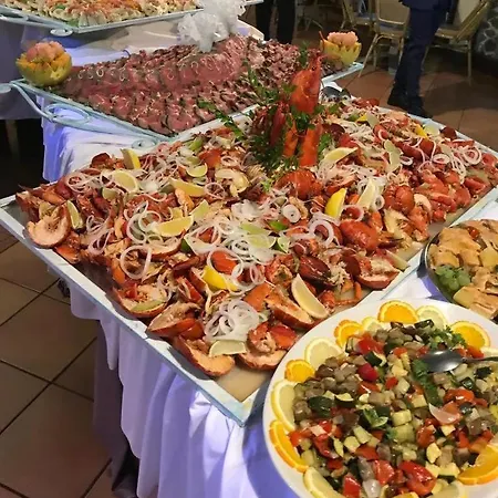 מלון Tre Lune 3*