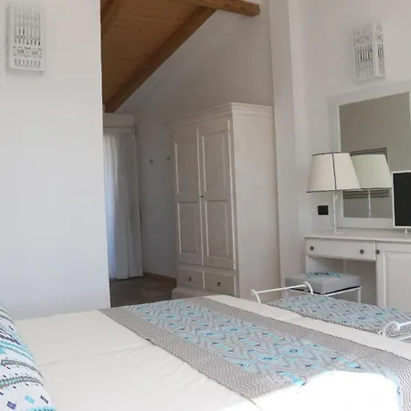 Tre Lune Вилласимиус